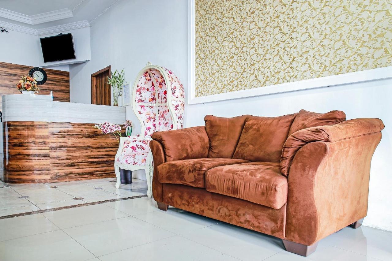 Oyo 90221 Makarim Guest House Syariah بانكالان بون المظهر الخارجي الصورة