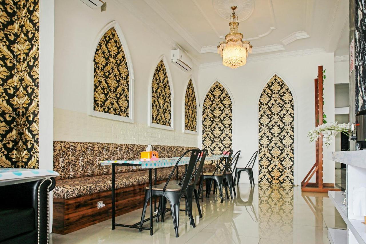Oyo 90221 Makarim Guest House Syariah بانكالان بون المظهر الخارجي الصورة