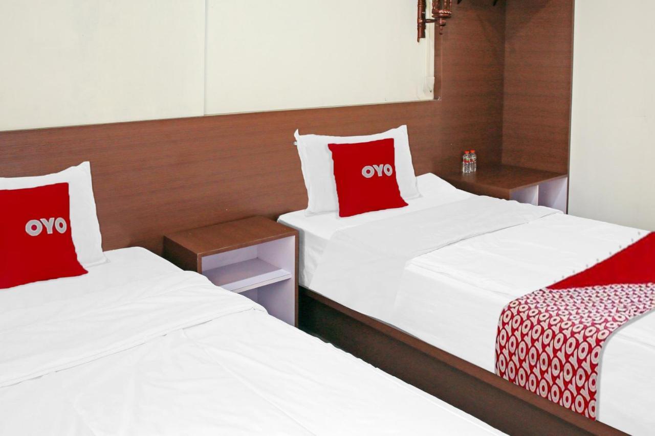 Oyo 90221 Makarim Guest House Syariah بانكالان بون المظهر الخارجي الصورة