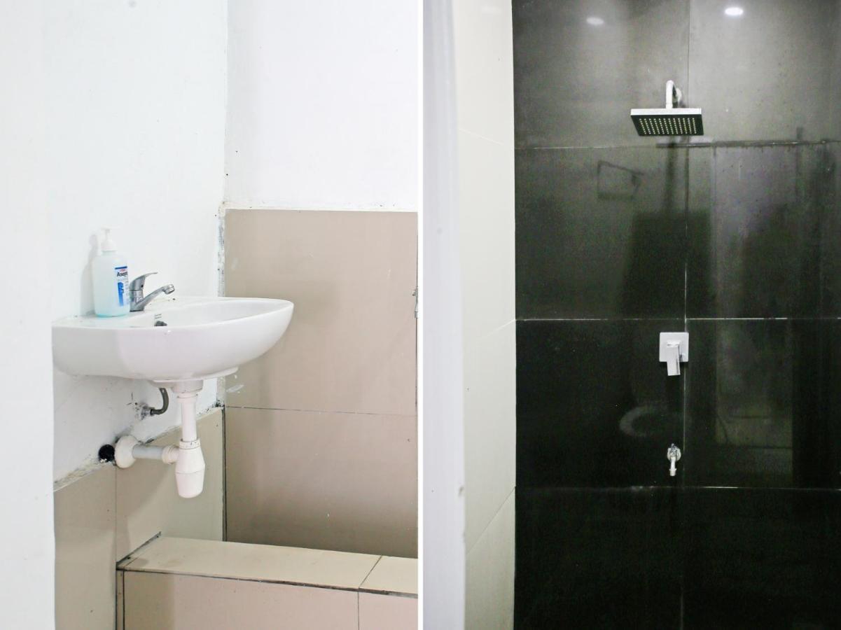 Oyo 90221 Makarim Guest House Syariah بانكالان بون المظهر الخارجي الصورة